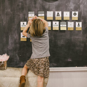 advent calendar diy & download (& a peek!) advent-calendar-rae-ann-kelly-4