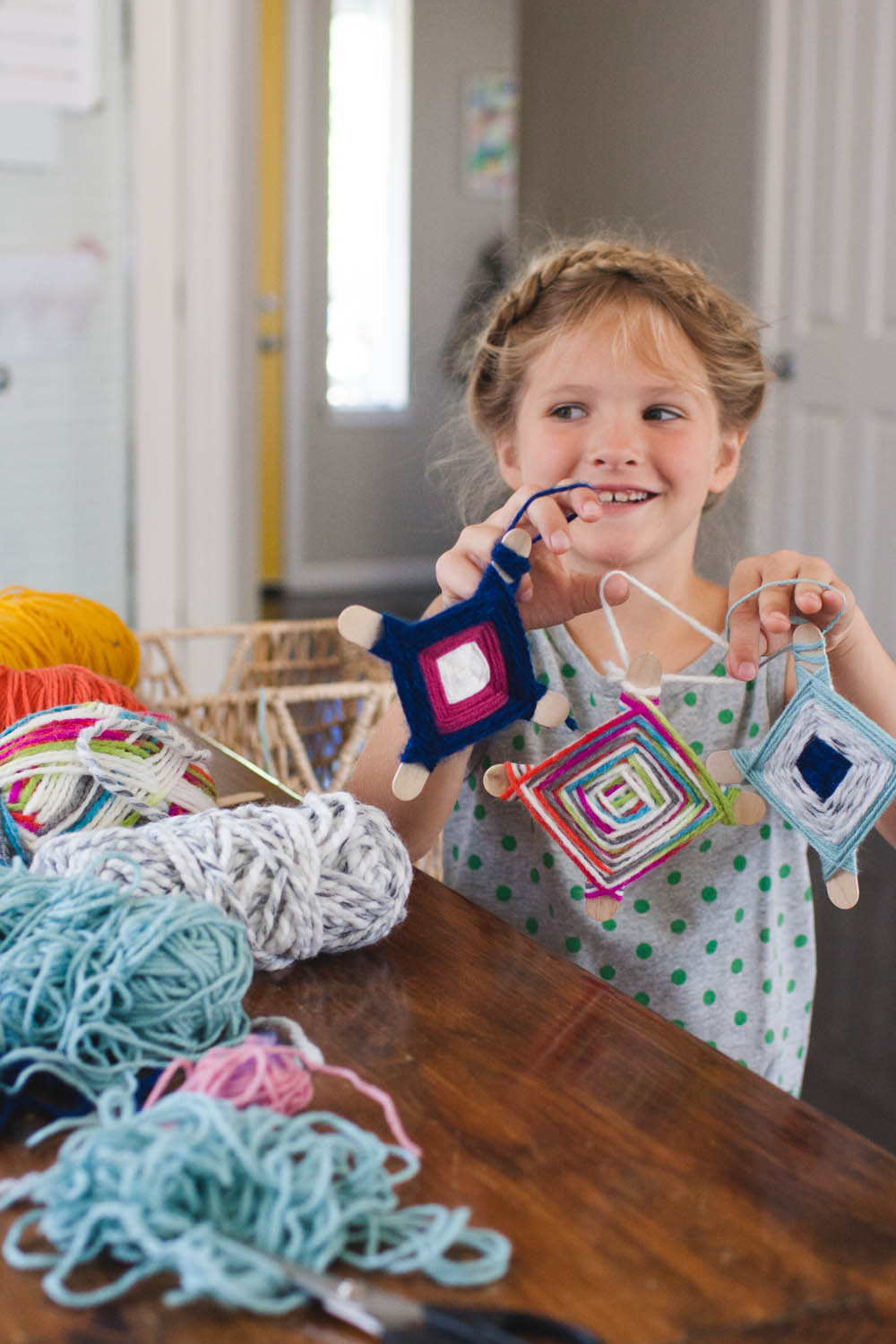 MINI MAKERS: BACKPACK CHARMS - RAE ANN KELLY  Crafts, Kid friendly crafts,  Crafts for kids