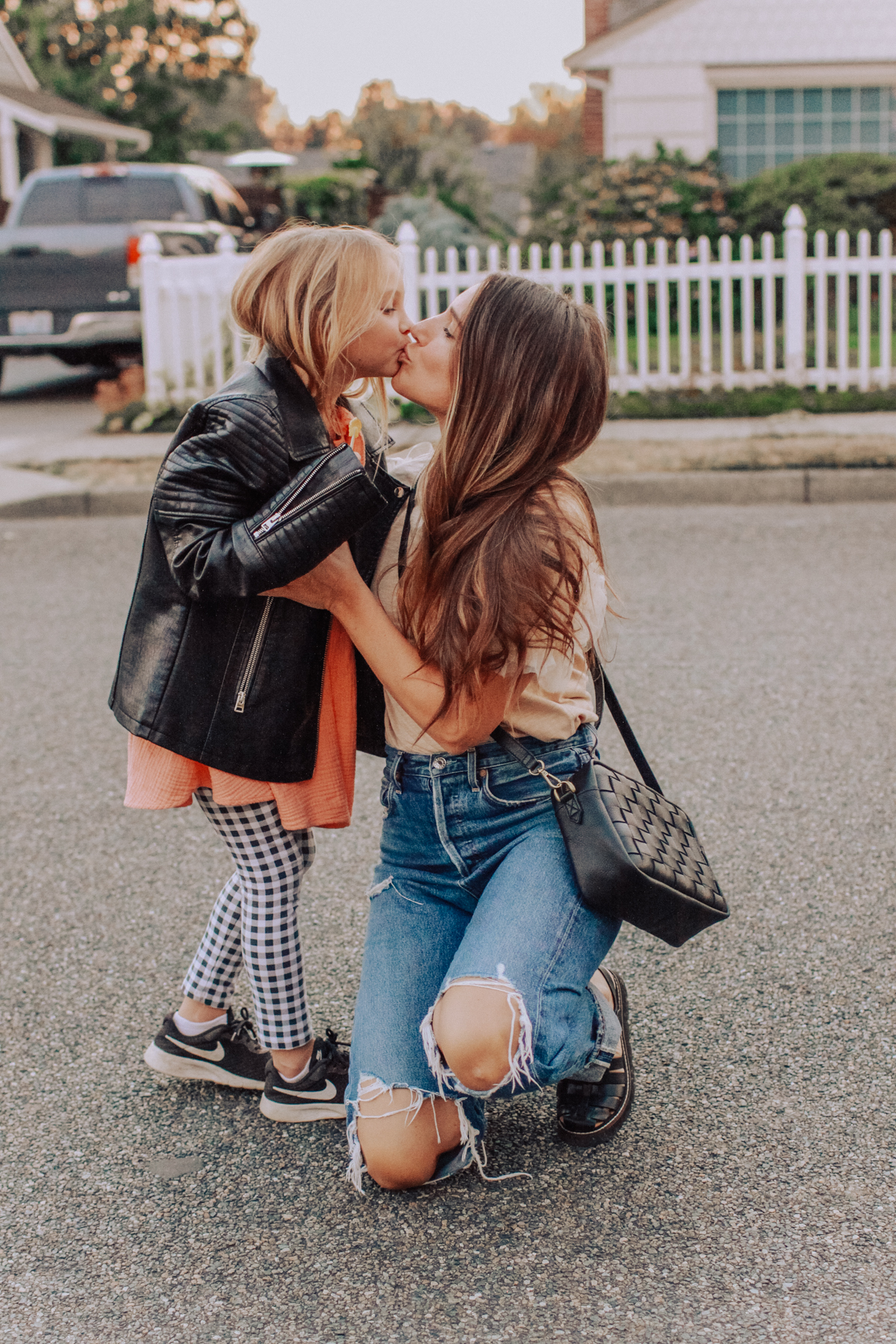 WEEKEND WARDROBE: RUFFLES, CHECKS, AND SWEATS - RAE ANN KELLY