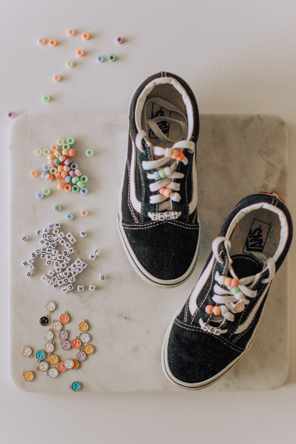 MINI MAKERS: ADDING BEADS TO OUR SHOELACES - RAE ANN KELLY