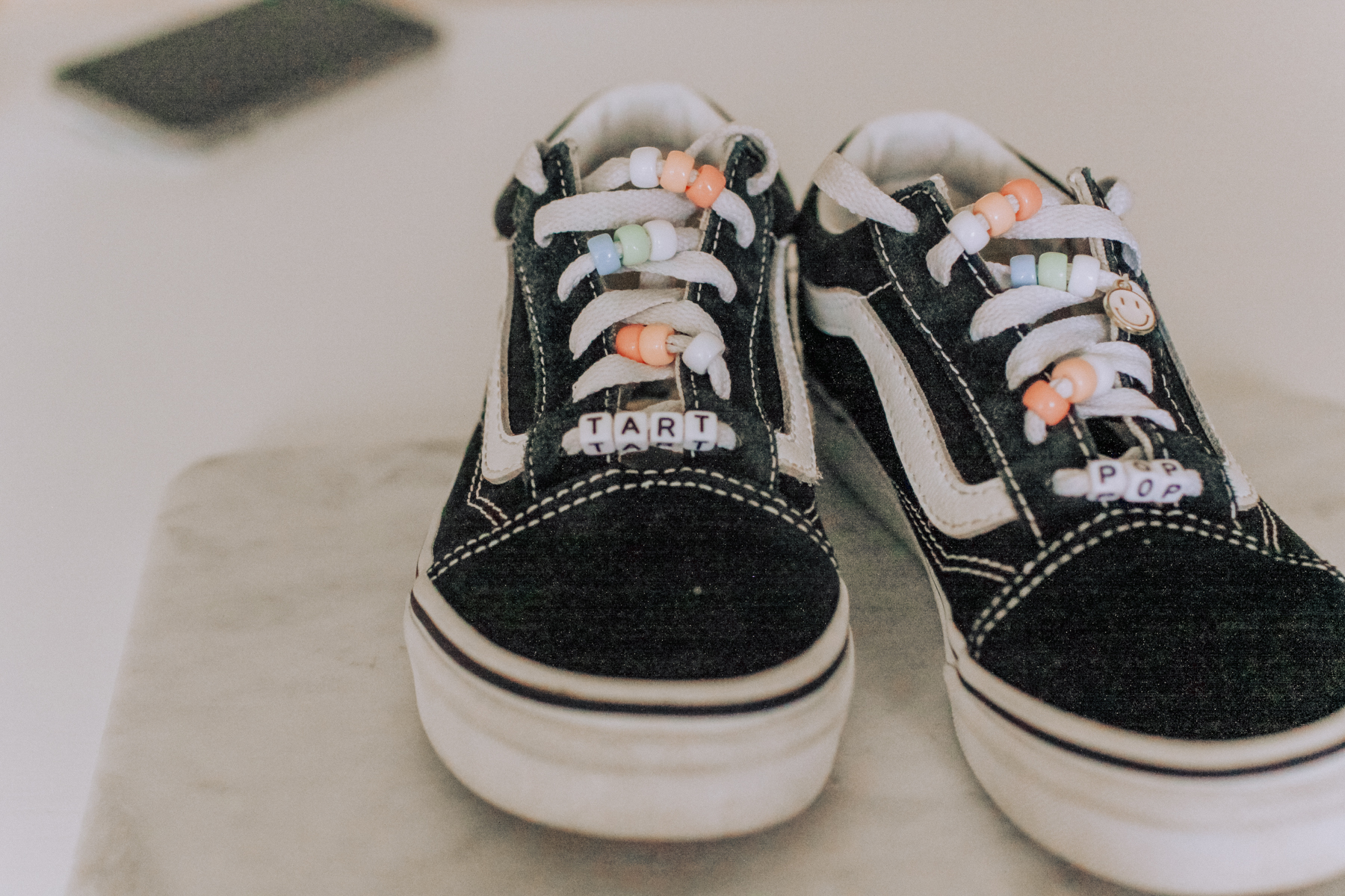 MINI MAKERS ADDING BEADS TO OUR SHOELACES RAE ANN KELLY